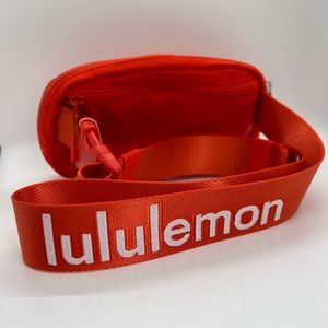 NET Everywhere Belt Bag 1L
Solar Orange/White